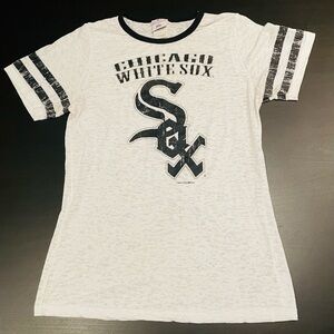 Women’s Chicago White Sox Tee Size Large